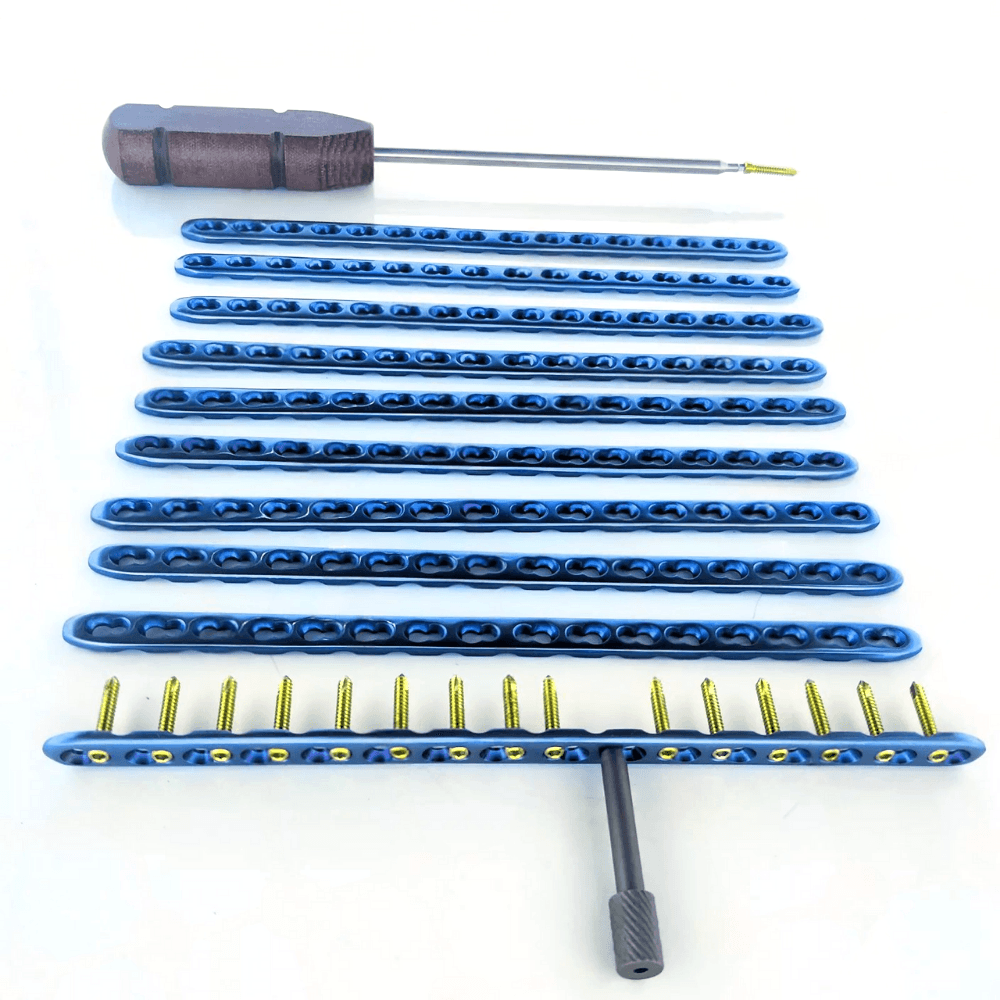 Veterinary Safety Locking 3.5 mm Small Straight Plates, 16 Hole, with Screws, Titanium