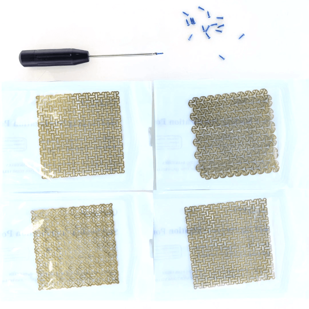 Craniomaxillofacial 0.6mm Mesh Plate 100x100 with Crosshead Screws 55 Pcs Set Ti