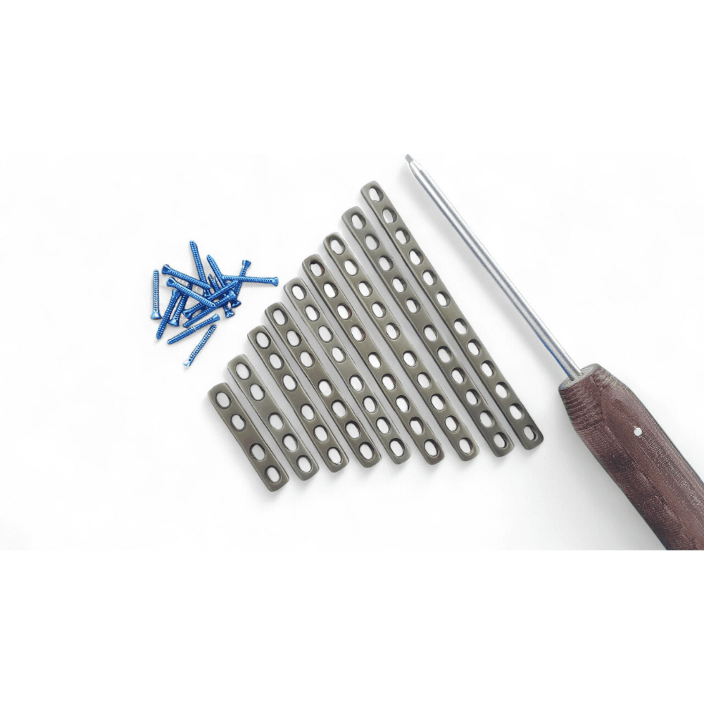DCP 2.7 mm Straight Plates with Cortical Screws